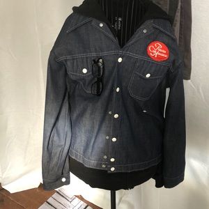 “Blue collar”denim jacket